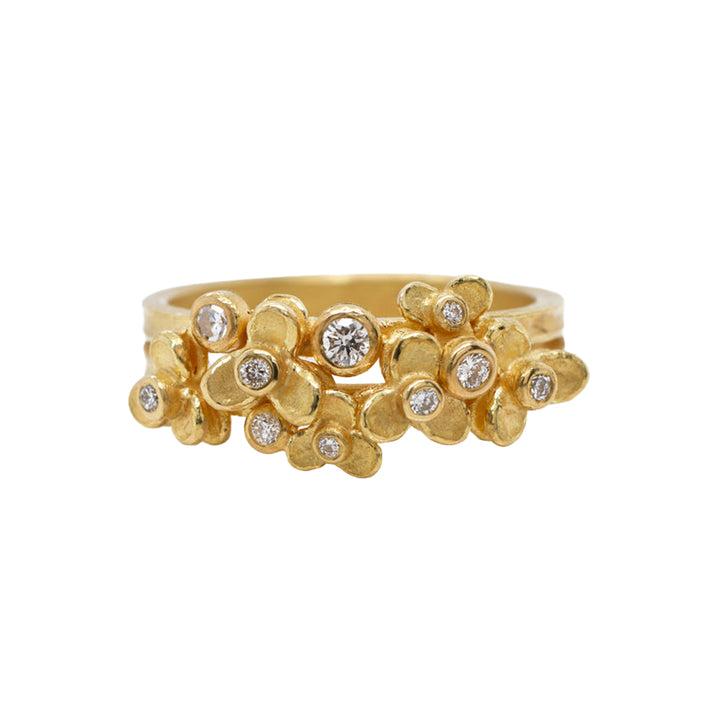 Trillium Cluster Double Ribbon Ring