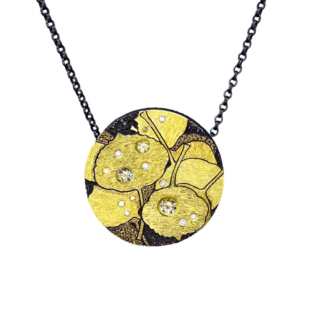 Pendant with Aspen leaf motif